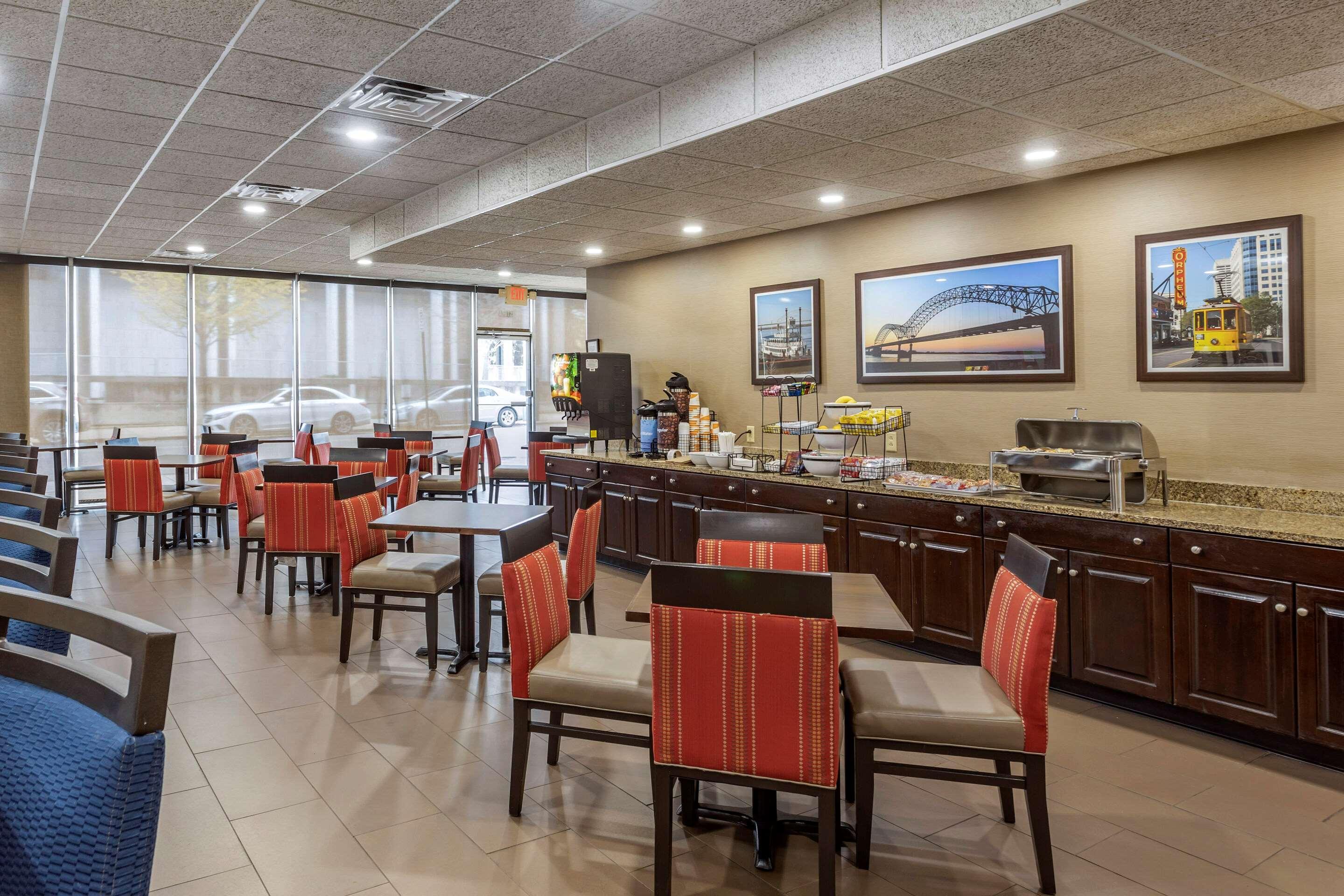 Comfort Downtown Inn 3*