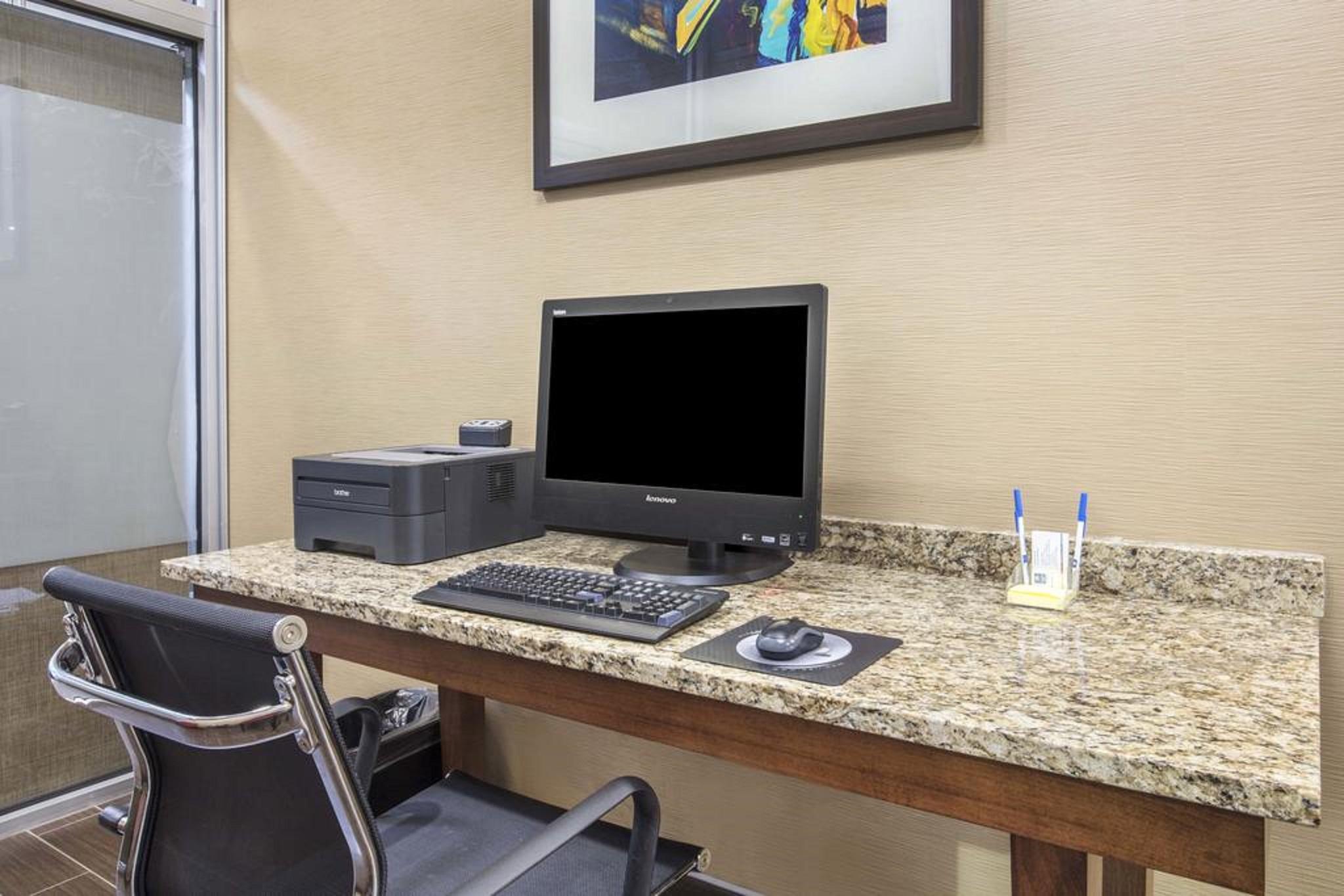 Comfort Downtown Inn